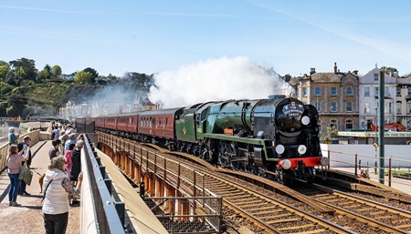 34028
