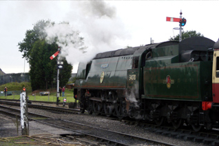 34070 at Kidderminster