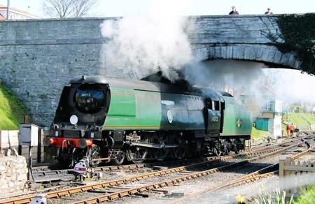 34028